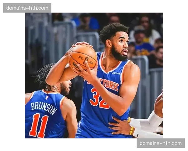 尼克斯进攻效率118.3联盟第三,布伦森带队稳居东部前三 尼克斯进攻效率118.3联盟第三,布伦森带队稳居东部前三