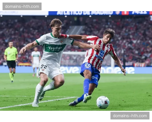 瓦伦西亚客场不敌埃尔切，乌马尔·萨迪克首发效果待评估